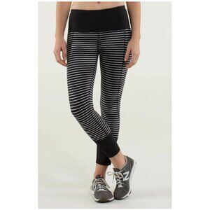 Lululemon Runday Crop Black Grey Parallel Stripe Pants Ankle Zip Reflect 4